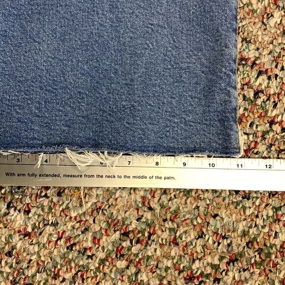 J. Crew Lakeshore Blue Denim Slim Wide Leg Frayed Hem Crop Jeans Size 32/14 US - Picture 14 of 16